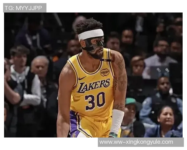 湖人因签约斯玛特不得不裁掉古德温近期表现抢眼场均数据亮眼