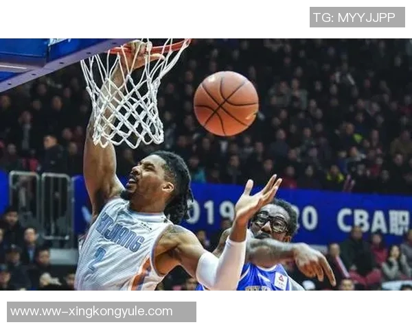 全美第一高中生泰兰斯托克斯宣布转学至第三所高中的消息引发热议